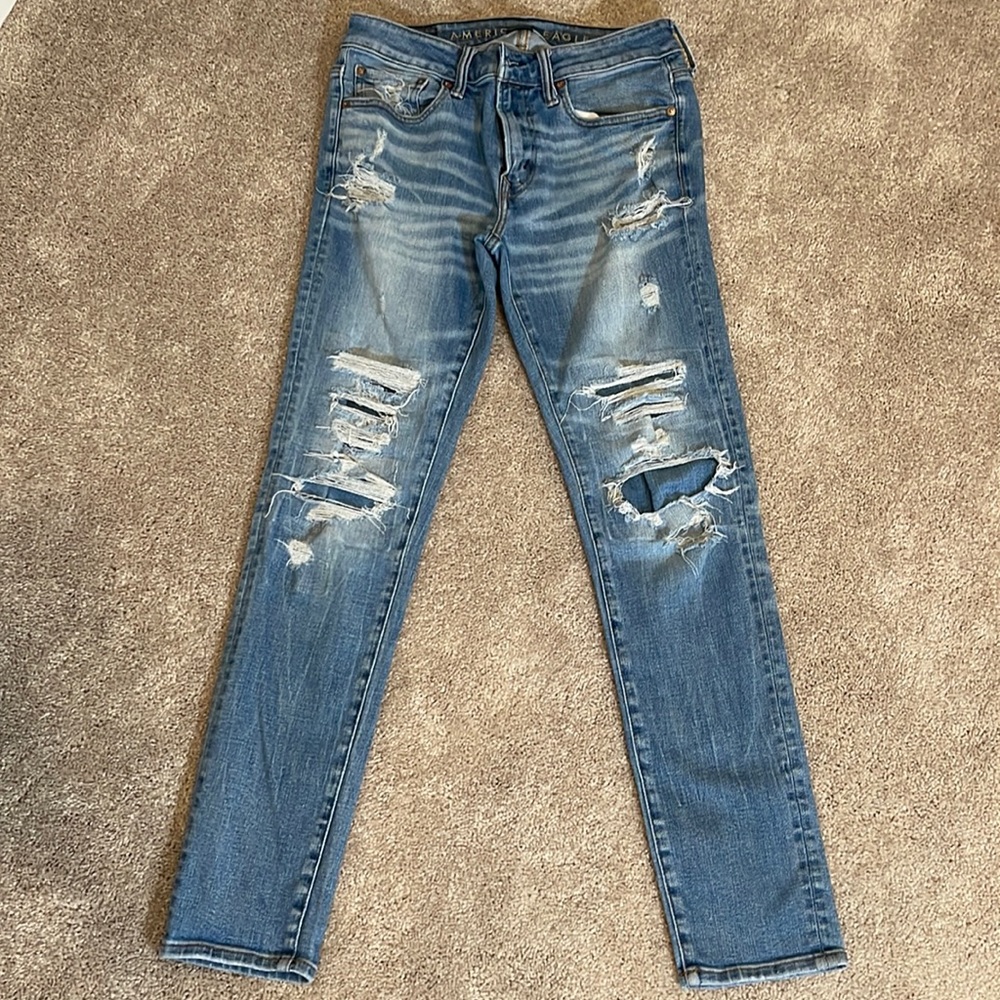 American Eagle distressed jeans